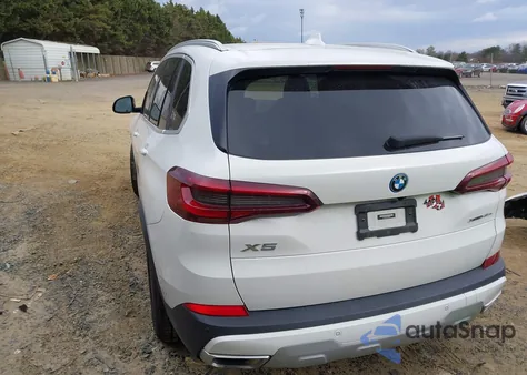 2023 BMW X5 Phev xDrive45E from USA, damaged, VIN 5UXTA6C00P9N55401